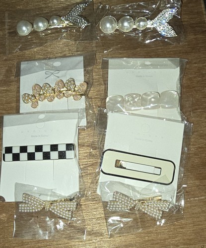 Girls hair clips - ,